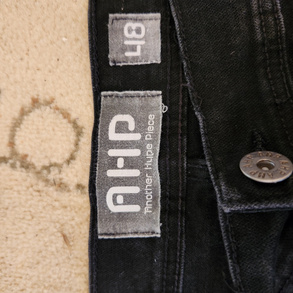 Mens Distressed Black Jeans Shorts - Picture 5 of 8